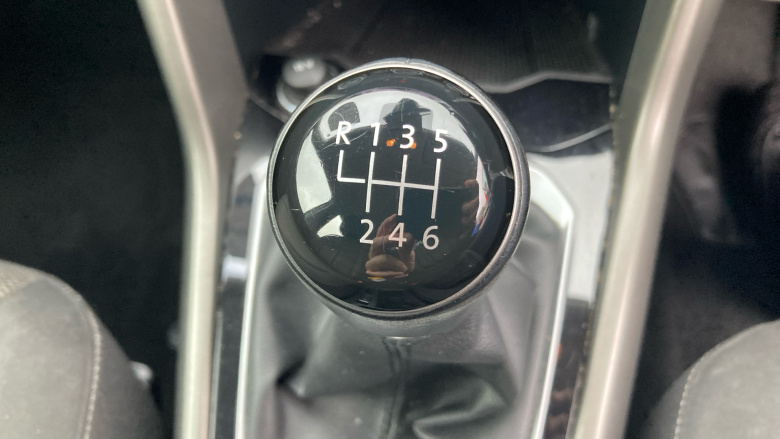 Volkswagen T-Roc 1.0 TSI SE 5dr Petrol Hatchback